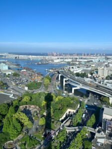 横浜マリンタワーから見た横浜の景色